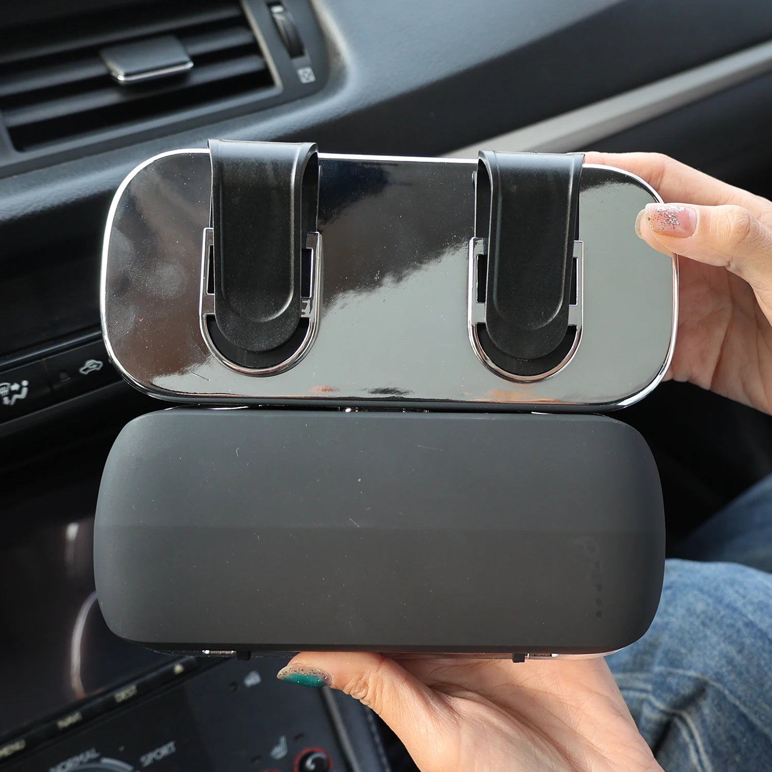 Portable Car Glasses Holder Sun Visor Clip Box